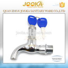 Usine nouveau produit robinet d&#39;eau en alliage de zinc bibcock avec serrure à Quanzhou